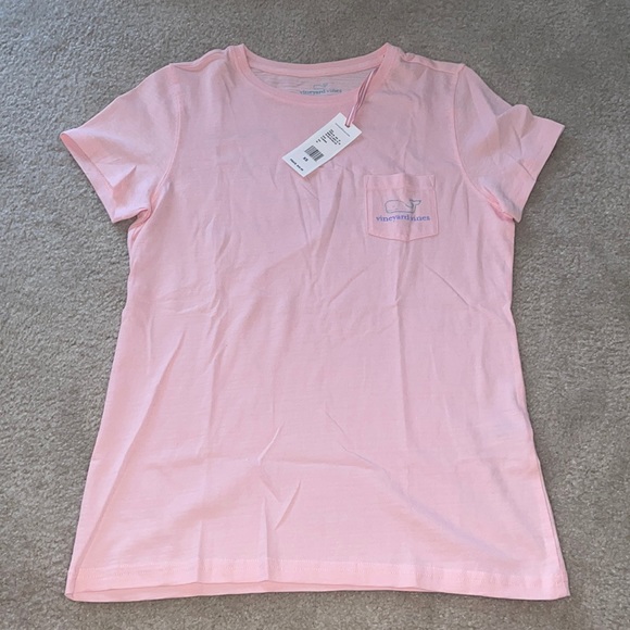 Women’s Vineyard Vines Tee - Picture 1 of 4